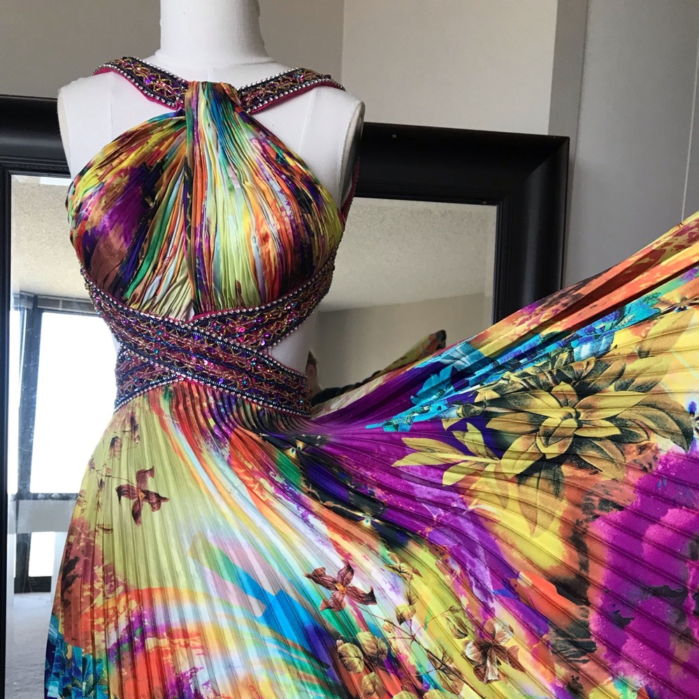 Colorful Jovani Open-Back Prom Dress (Size 0)